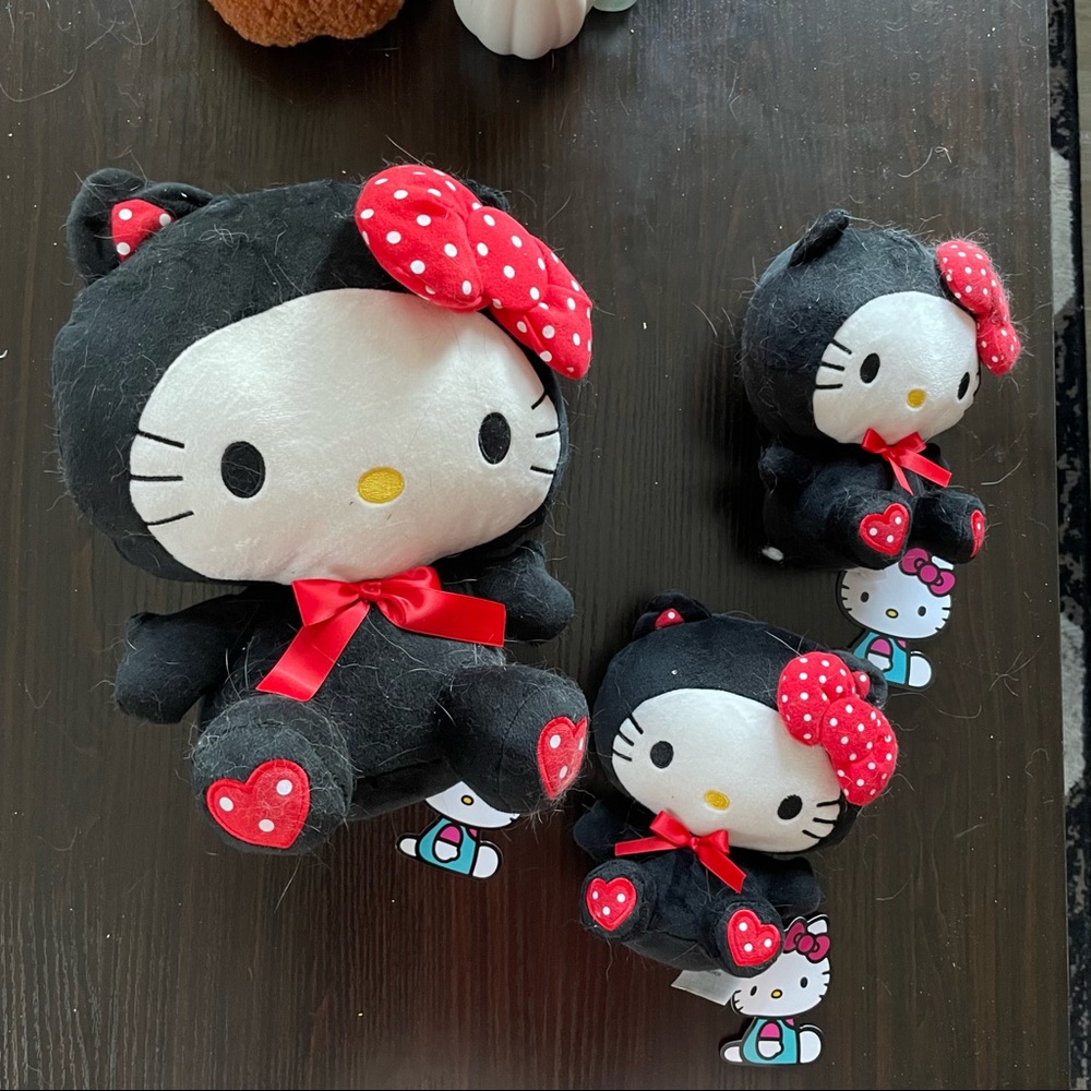 Sanrio Hello Kitty plushies
